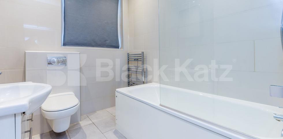 			LET! , 1 Bedroom, 1 bath, 1 reception Flat			 Kentish Town Road , KENTISH TOWN